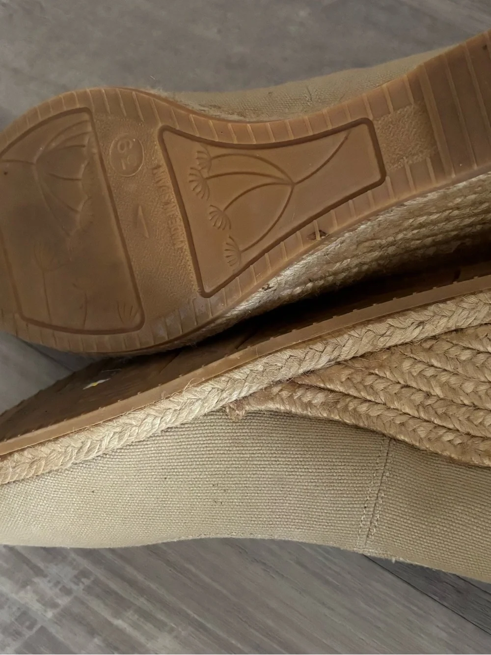 Viscata Barcelona Women's Tan Canvas Espadrille Wedge 39